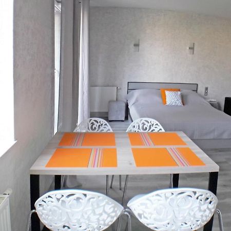 Art Apartments Wrocław Buitenkant foto